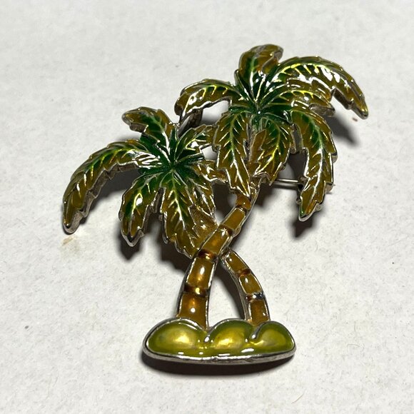 Tropical Palm Tree Enamel Lapel Pin Brooch - Picture 1 of 6
